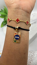 Cargar imagen en el visor de la galería, Pulsera Harina Pan
